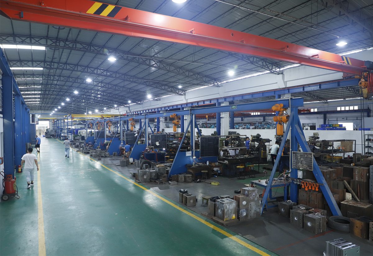 In-house mold workshop hall